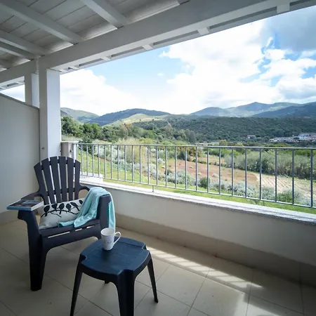 Holiday home Coralie Con Piscina E Giardino *